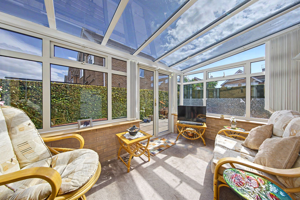 Thornbridge Crescent